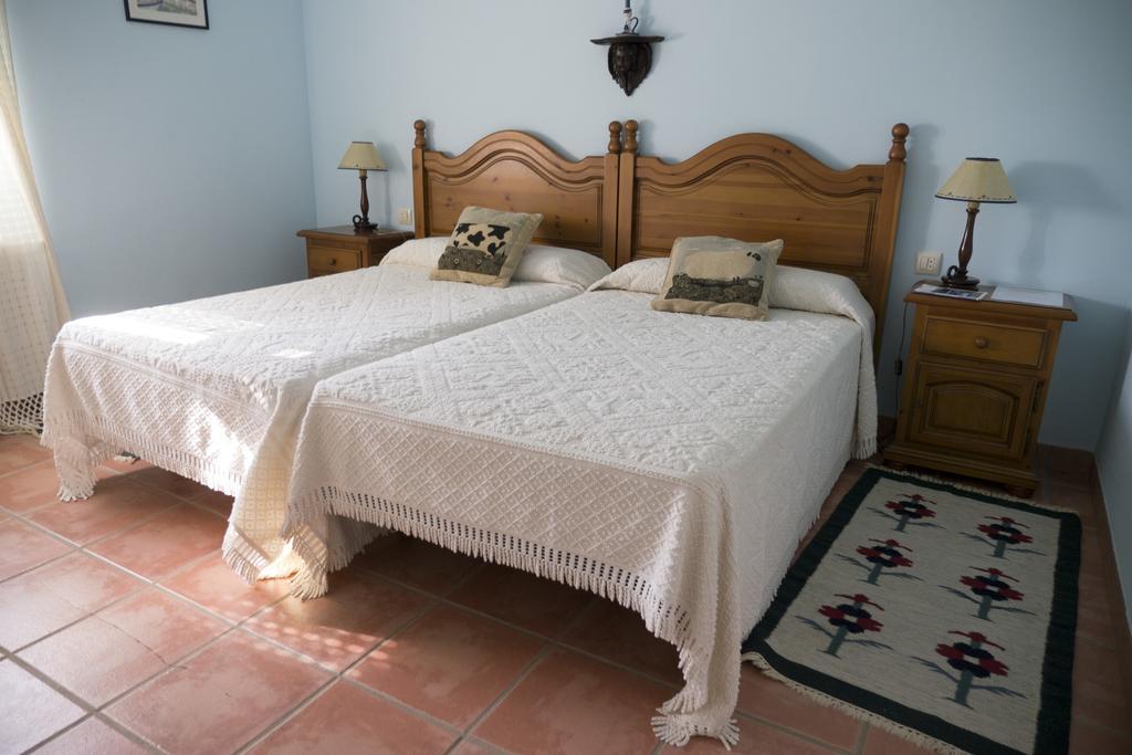Casa Rural Dehesa De Solana Herrera de Alcántara 外观 照片