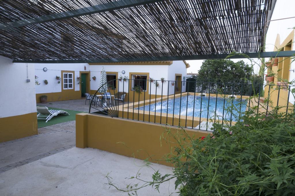 Casa Rural Dehesa De Solana Herrera de Alcántara 外观 照片