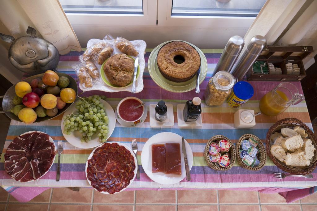 Casa Rural Dehesa De Solana Herrera de Alcántara 外观 照片